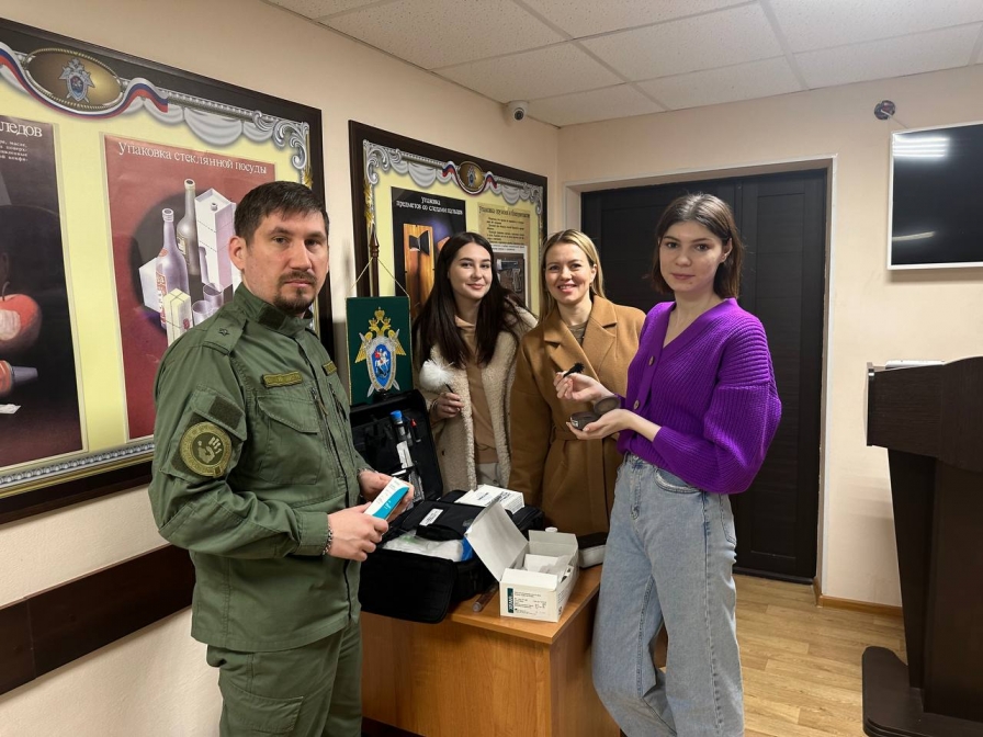 Студенты посетили музей криминалистики Следственного отдела по Ленинскому району г. Севастополя